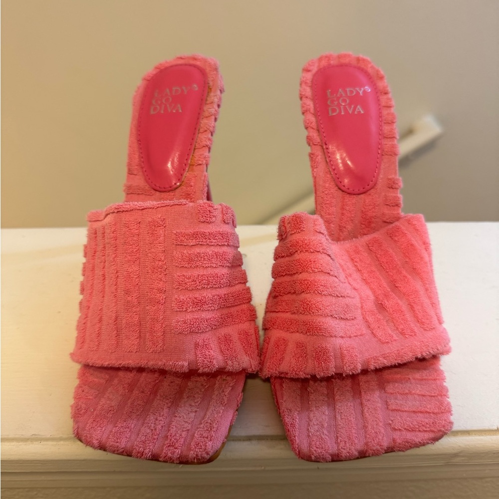 Dolls Kill Lady Go Diva PINK TERRY CLOTH HEELS STILETTOS SANDALS 7 NEW - Picture 3 of 10